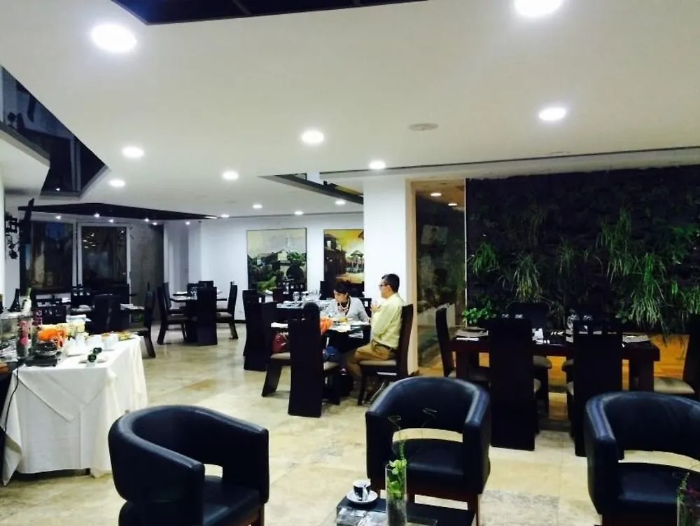 ****  Hotel Valgus Cuenca Ecuador
